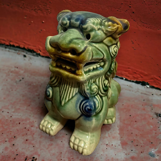 Vintage 1960s Ceramic Foo Dog