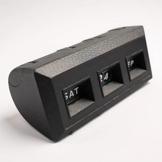 Perpetual Flip Calendar - Mid Century Vintage Desk Calendar with Black Case