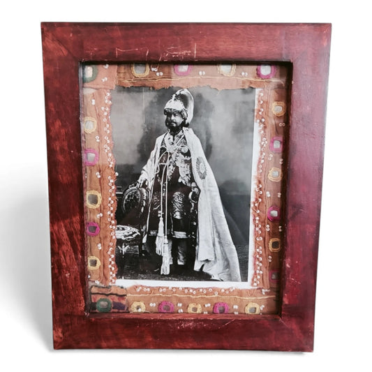 Framed Mughal Portrait with Embroidered Textile Mount – Vintage Artwork