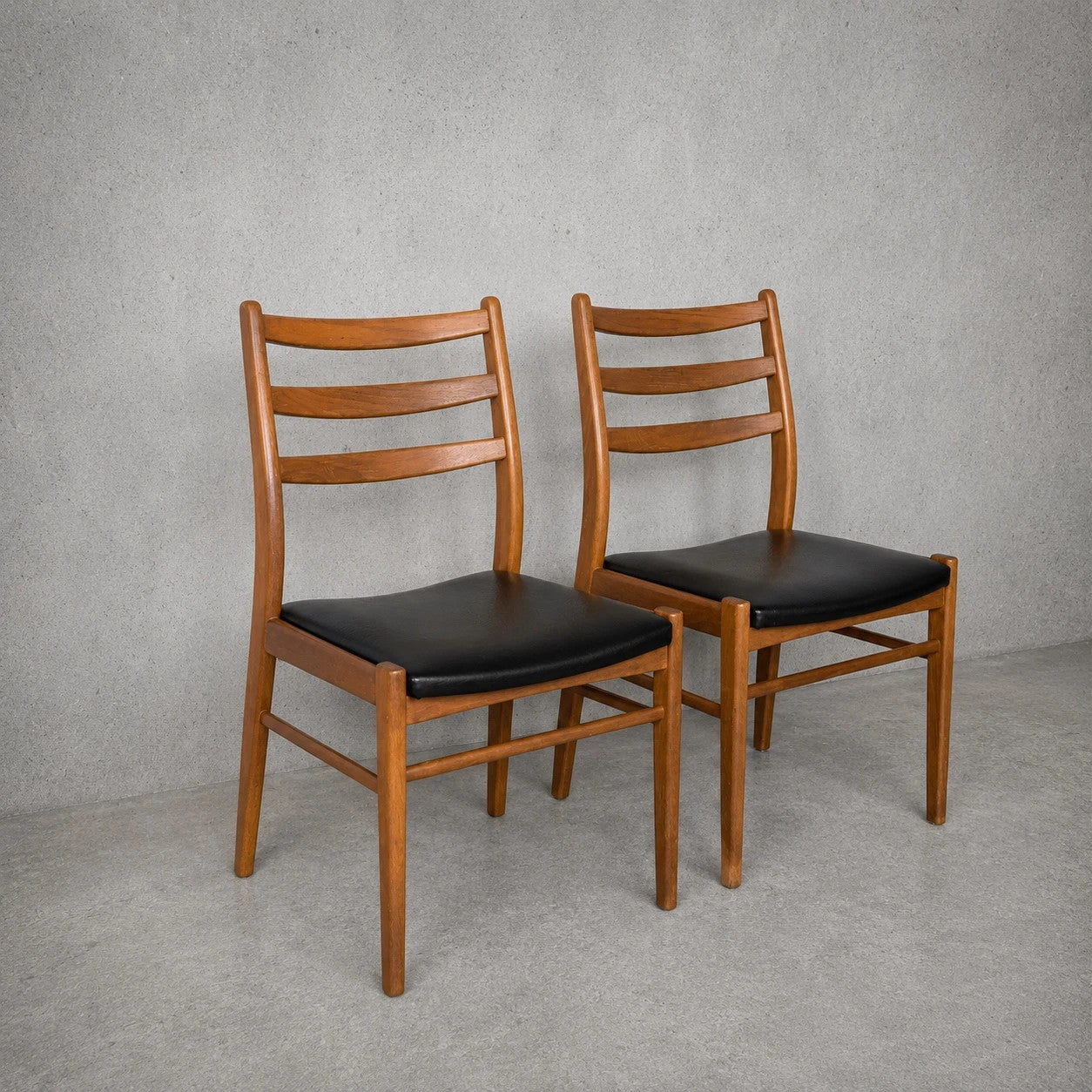 Mid Century Teak & Beech Ladder Back Dining Chairs – Pair