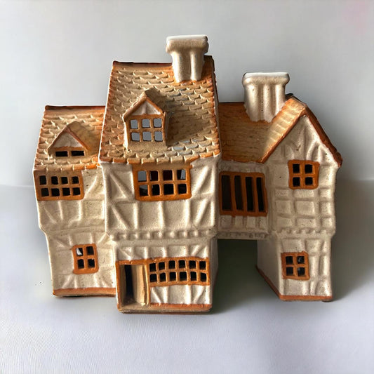 Vintage 1970s Shelf Pottery Cottage Home Lamp