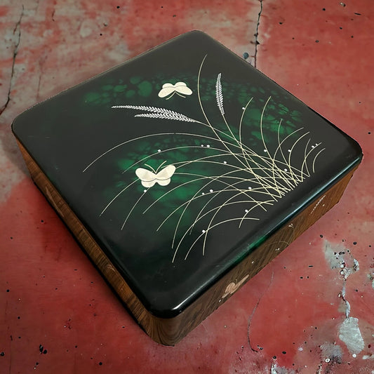 Vintage 1970s Japanese Black Lacquer Jewellery Box