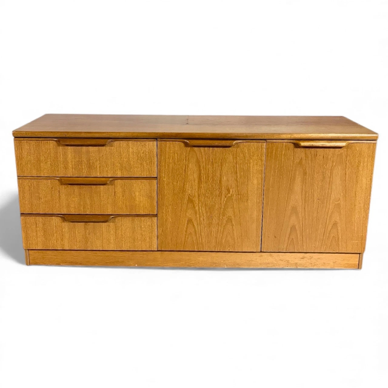 Vintage Mid-Century Low Sideboard in Blonde Oak
