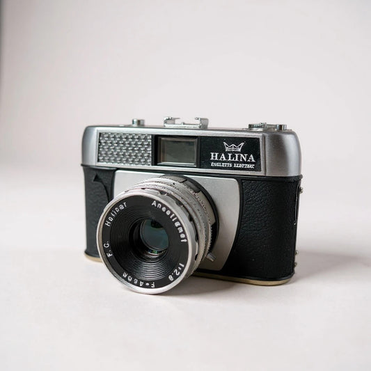 Halina Paulette Electric 35mm Film Camera – Vintage 1960s Rangefinder Style