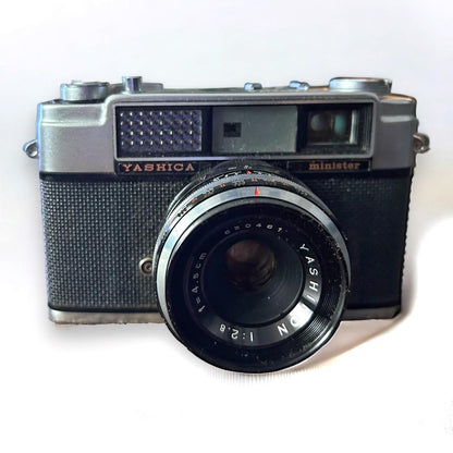 Vintage 1960s Yashica Minister II 35mm Rangefinder Film Camera
