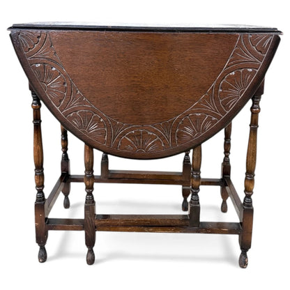 Arts & Crafts Oak Drop-Leaf Table – Hand-Carved Detailing, Early 20th Century