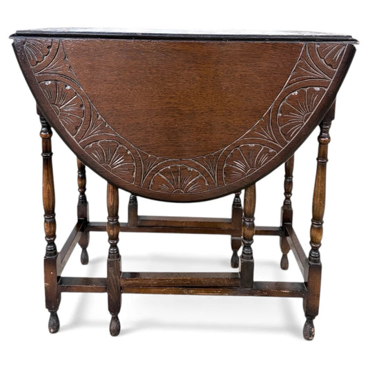 Arts & Crafts Oak Drop-Leaf Table – Hand-Carved Detailing, Early 20th Century