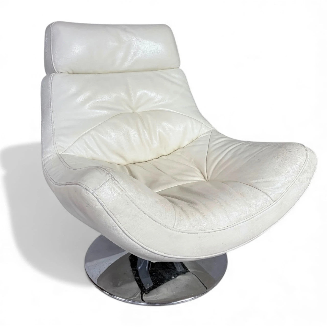 Vintage White Leather Swivel Lounge Chair – 1970s Modernist Armchair