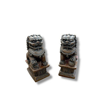 Vintage 1980s Pair of Burgundy Resin Chinese Foo Dog Statues