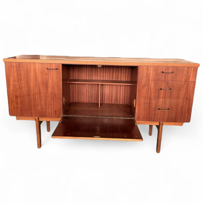 Mid-Century Teak Sideboard – Compact 1960s Vintage Credenza