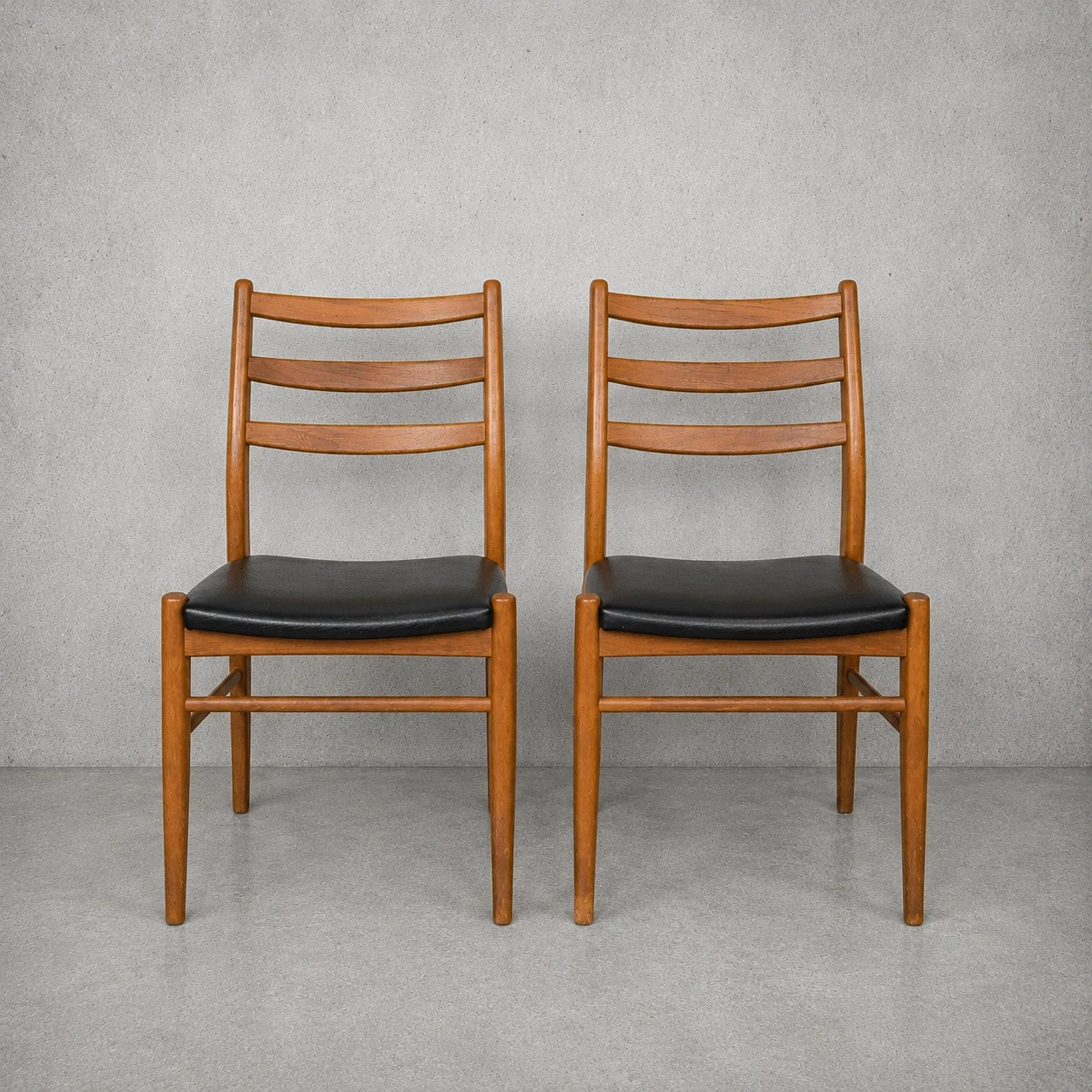 Mid Century Teak & Beech Ladder Back Dining Chairs – Pair