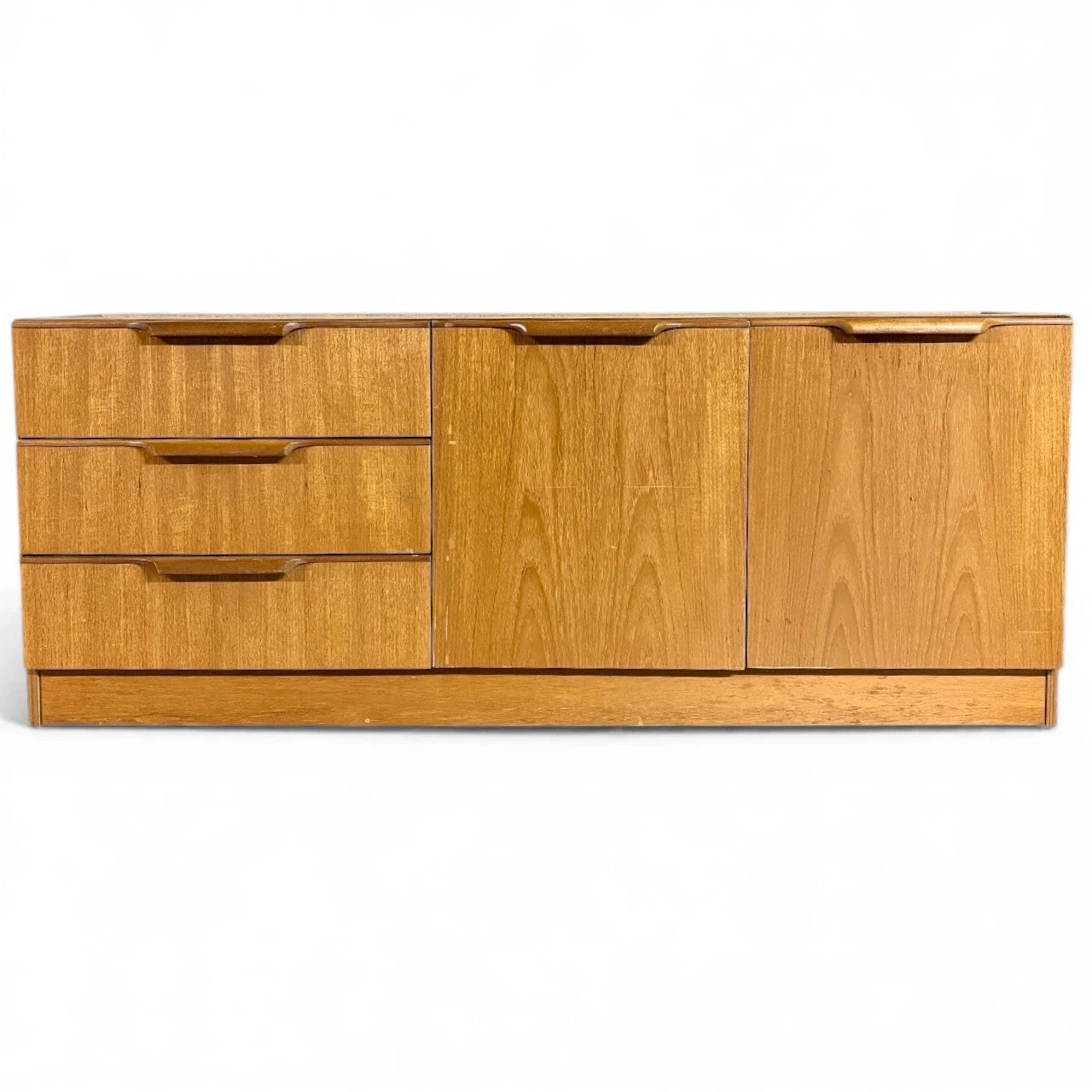 Vintage Mid-Century Low Sideboard in Blonde Oak