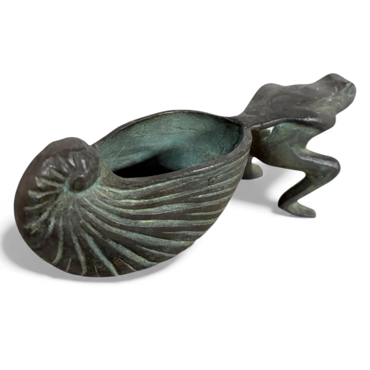 Bronze Frog Sculpture with Shell Bowl – Patinated Iron Frog Ornament