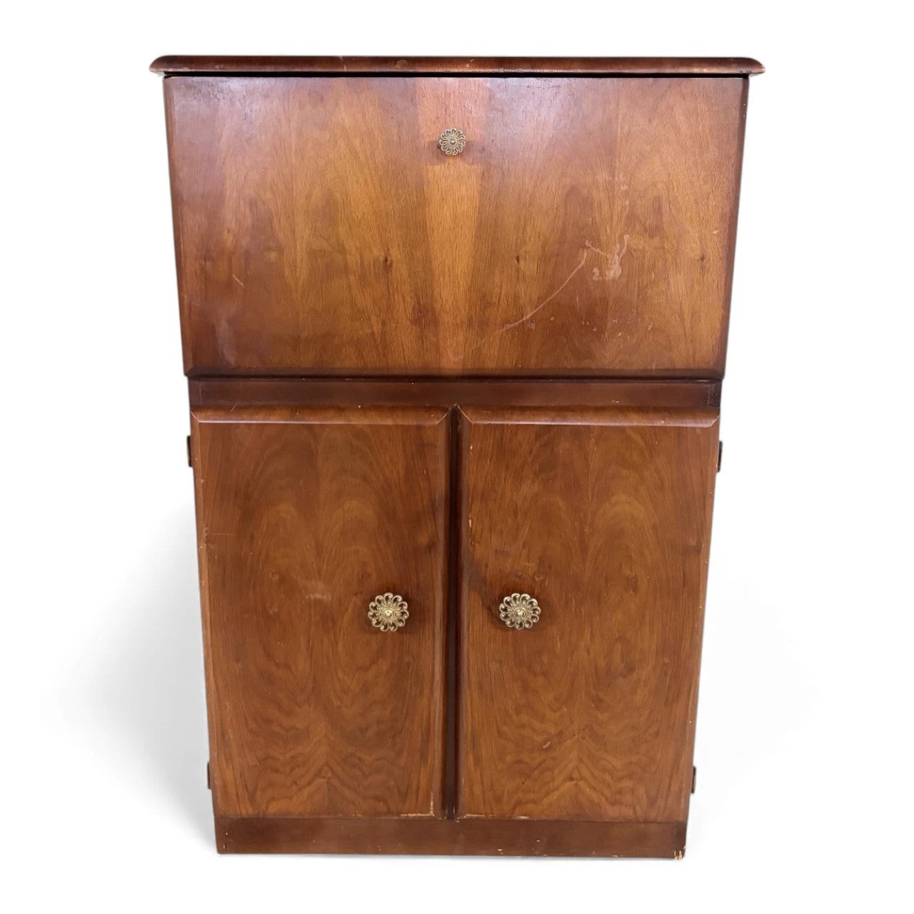 Mid-Century Walnut Drinks Cabinet – Mirrored Cocktail Bar