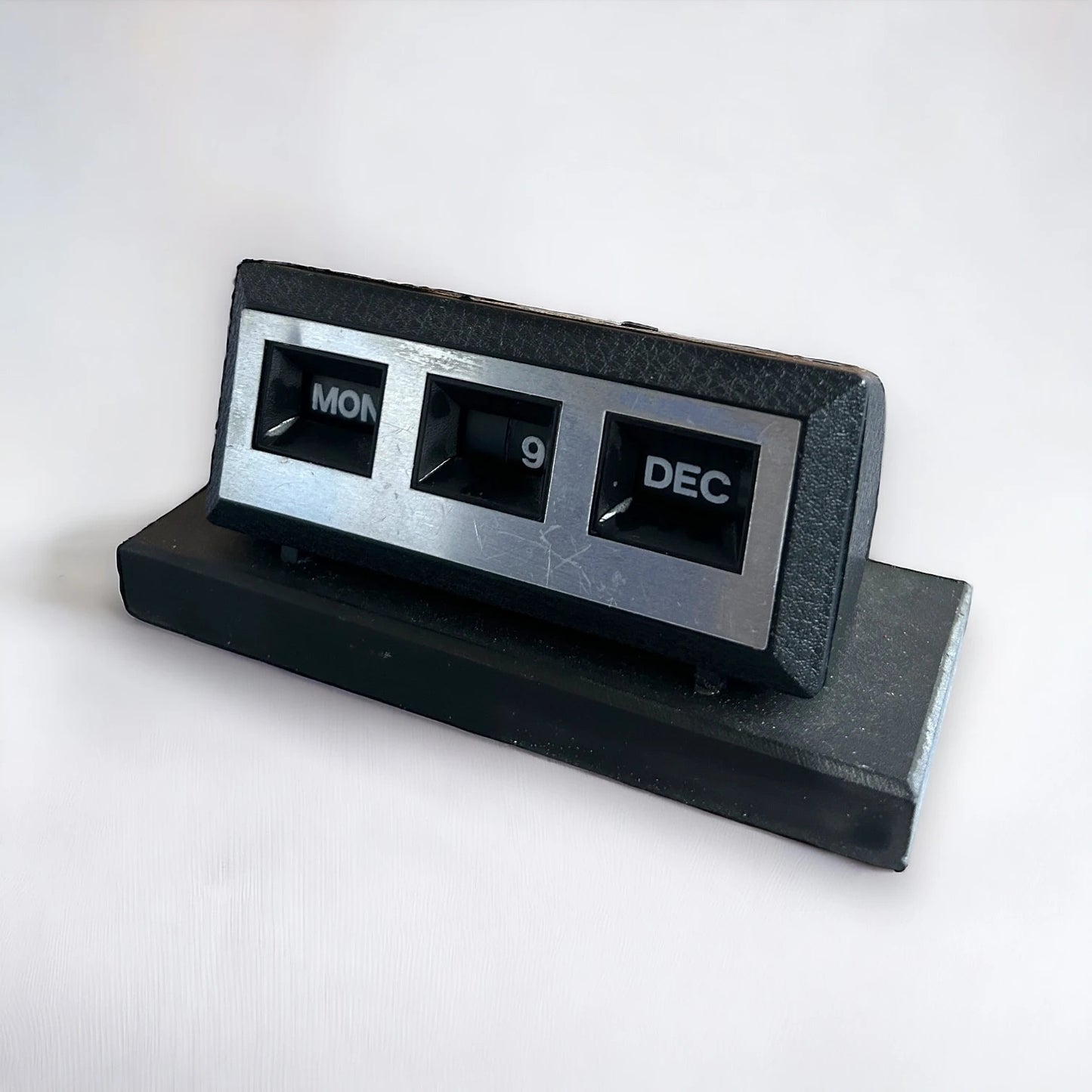 Mid Century Black Perpetual Desk Calendar