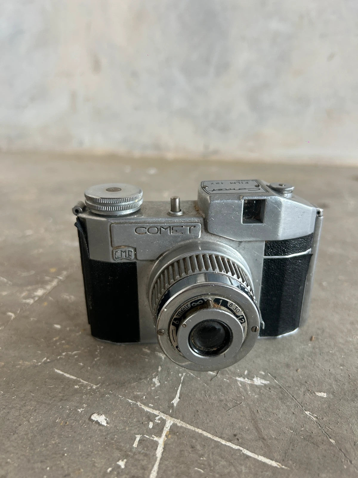 Mid Century Bencini Comet 127 Italian Film Camera
