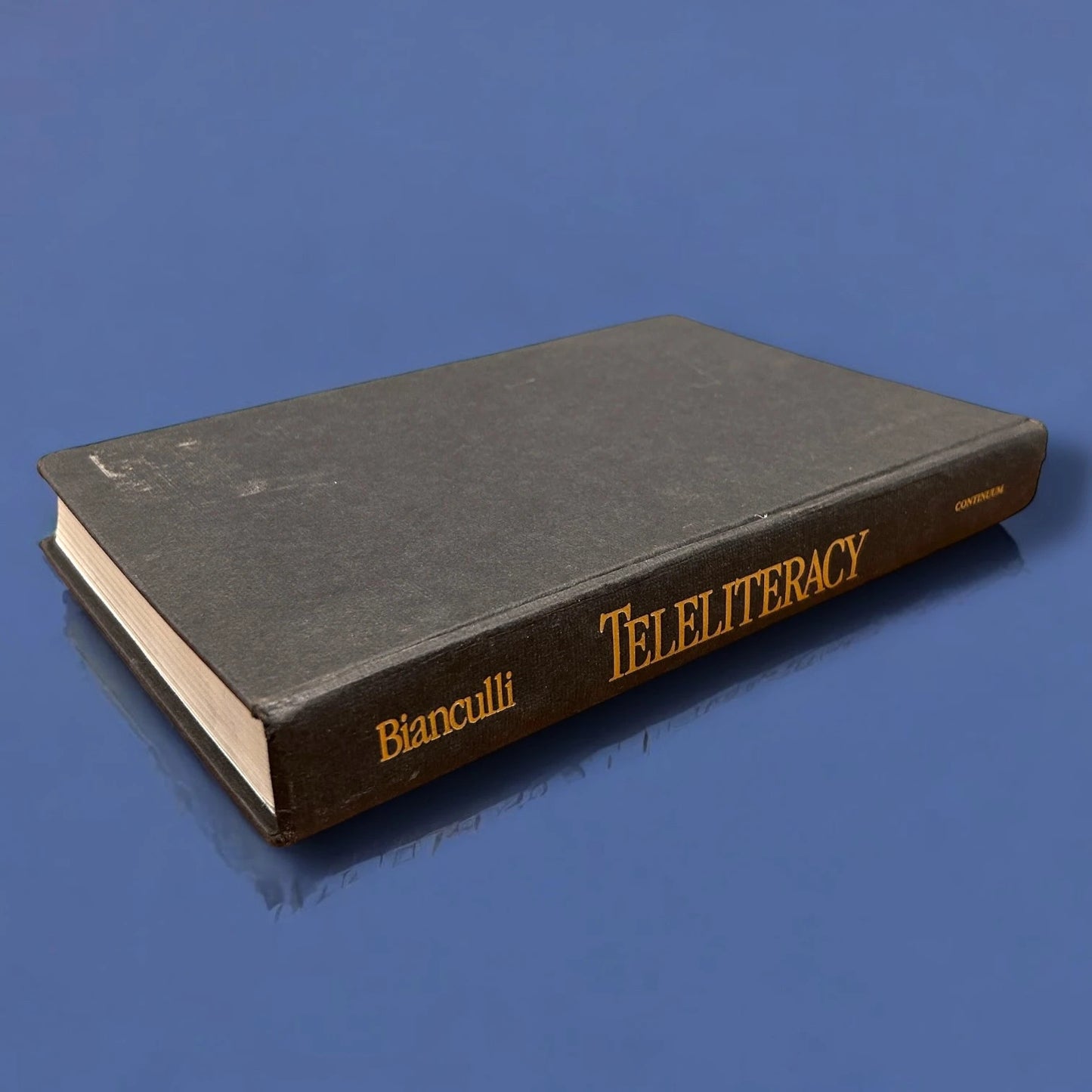 Teleliteracy: Taking Television Seriously Hardback Book Vintage