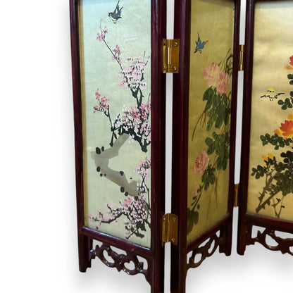 Vintage 1950s Chinese landscape mini screen divider