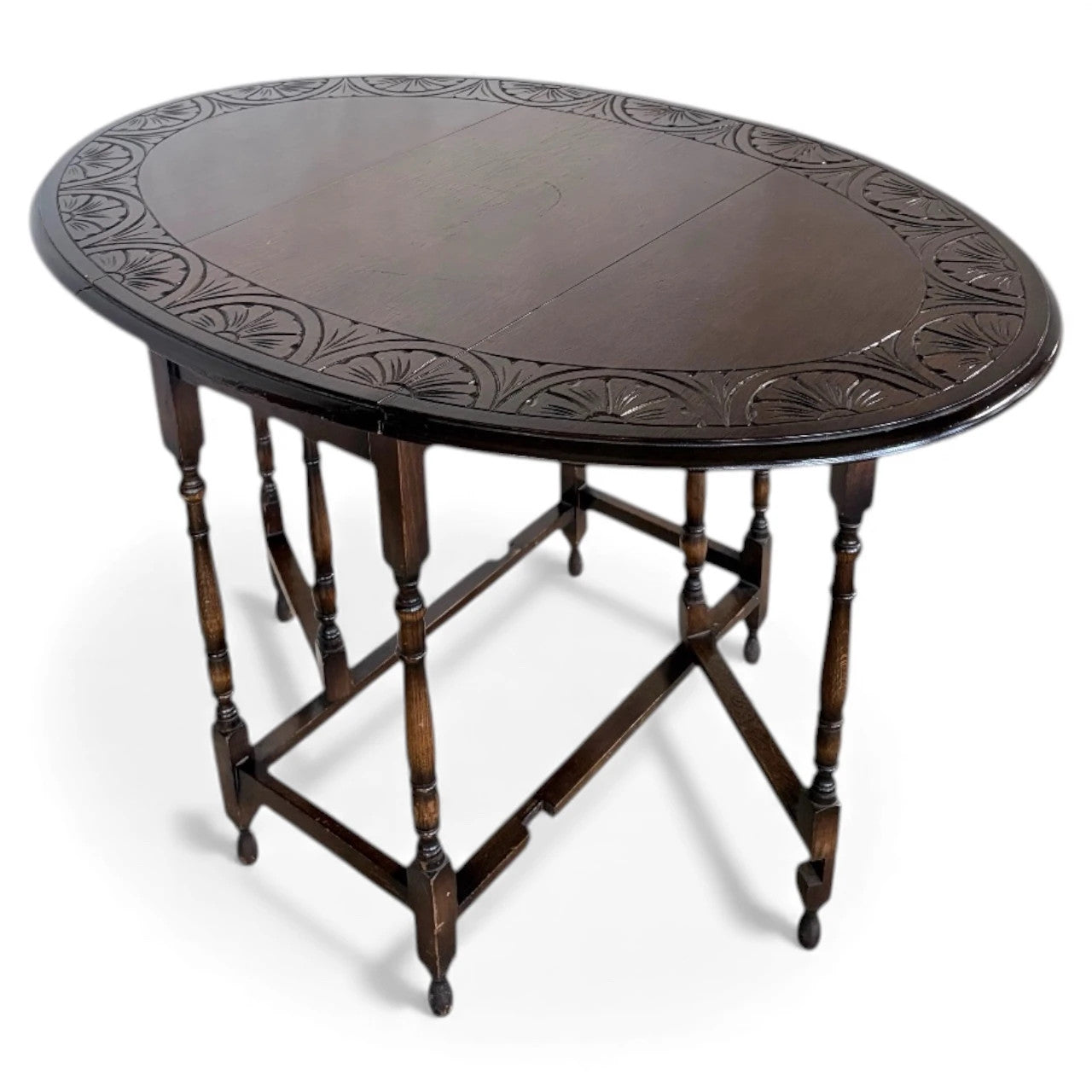 Arts & Crafts Oak Drop-Leaf Table – Hand-Carved Detailing, Early 20th Century