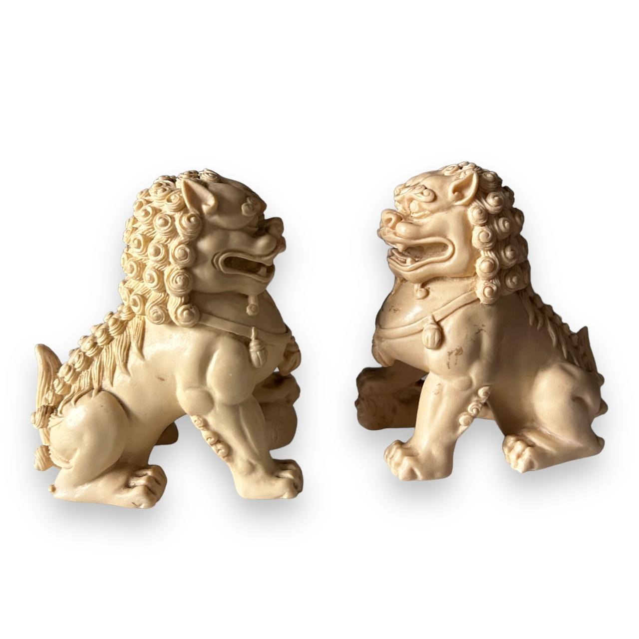 Vintage 1960s Foo Dog Statues