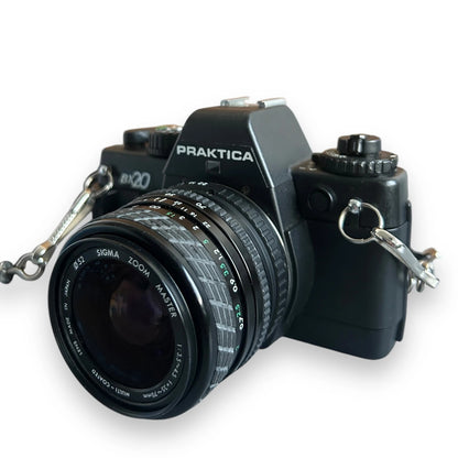 Vintage 1980s Praktica BX20 35mm film camera