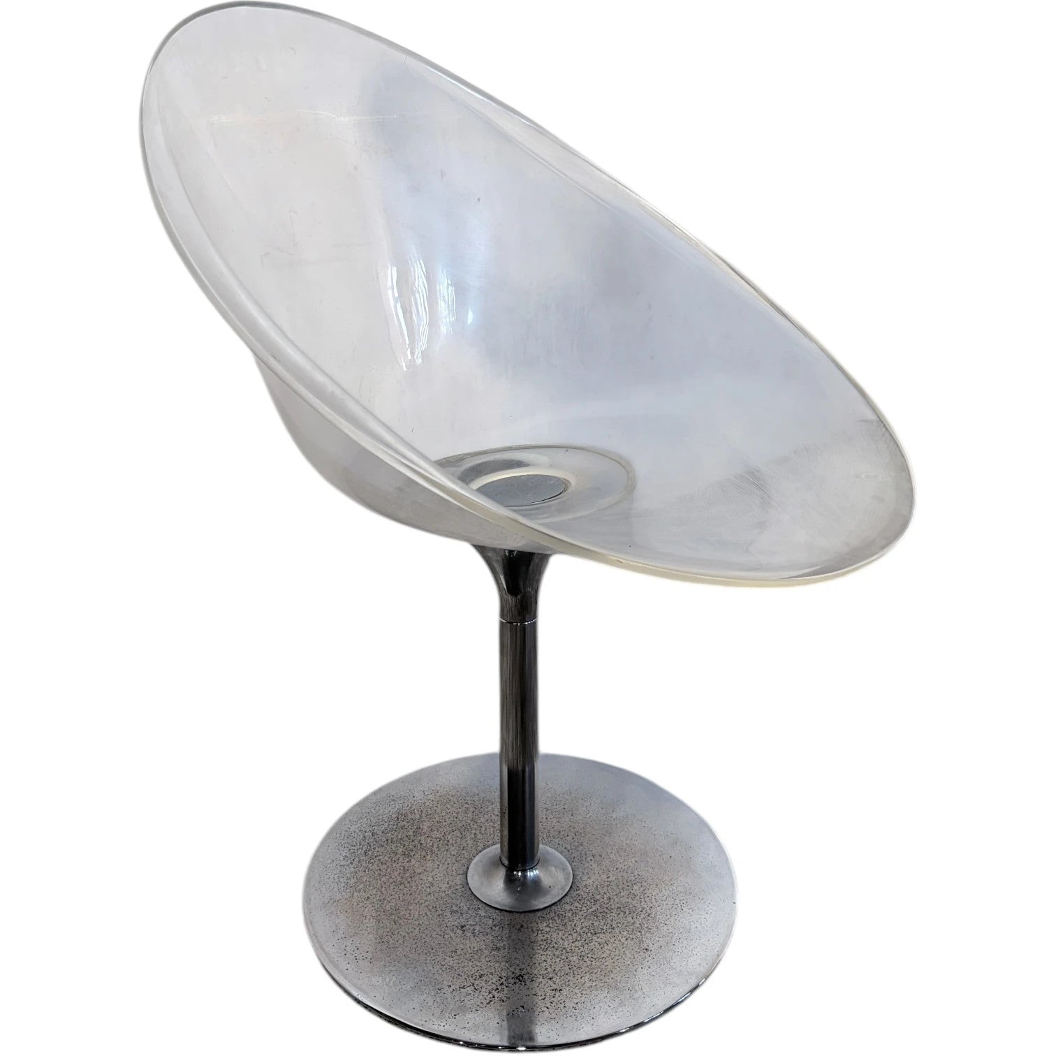 Kartell Ghost Egg Chair – Vintage Italian Acrylic Swivel Armchair With Chrome Base — view 3