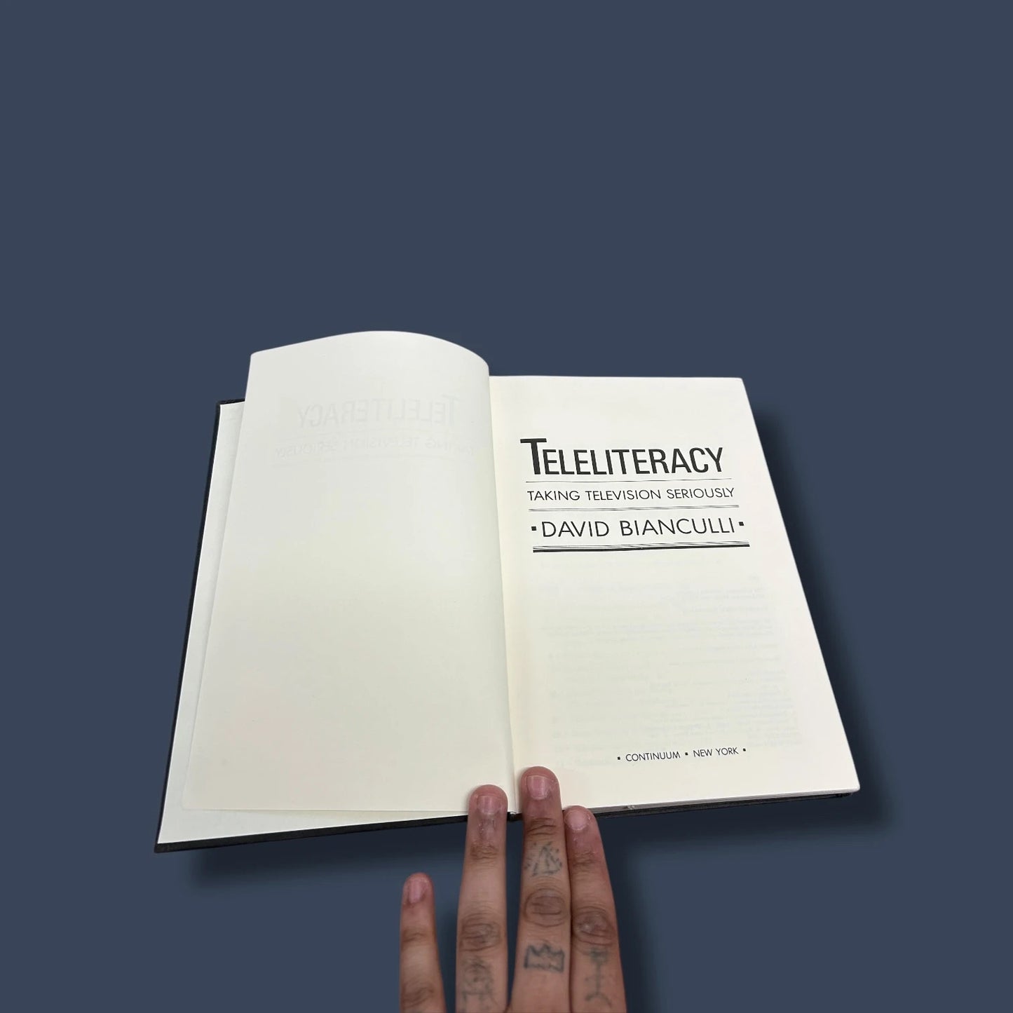 Teleliteracy: Taking Television Seriously Hardback Book Vintage