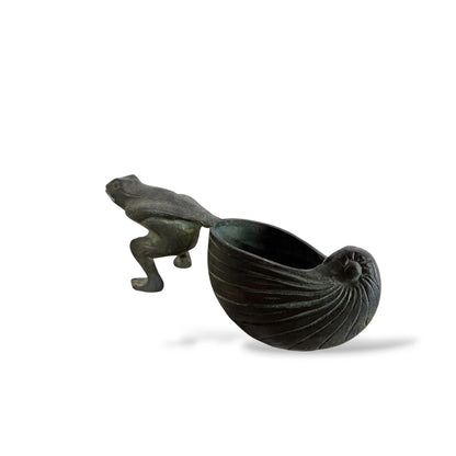 Bronze Frog Sculpture with Shell Bowl – Patinated Iron Frog Ornament