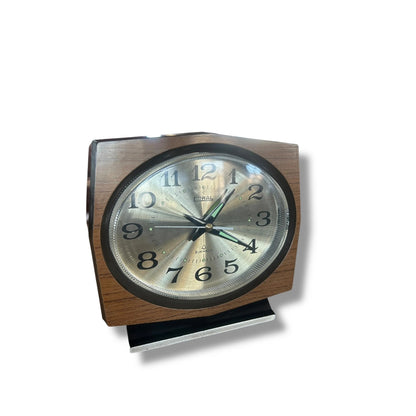 Vintage Teak Retro Alarm Clock – Mid‑Century Desk Alarm Clock with Wind‑Up or Electric Mechanism