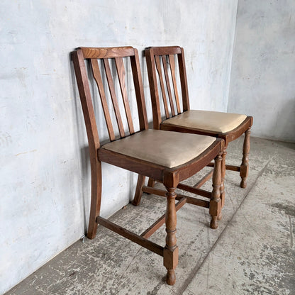 Pair of 1950s Solid Oak Dining Chairs with Turned Legs