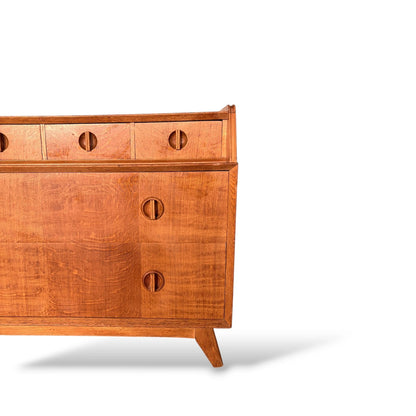 Vintage White & Newton Sideboard – Compact Mid-Century Oak Credenza