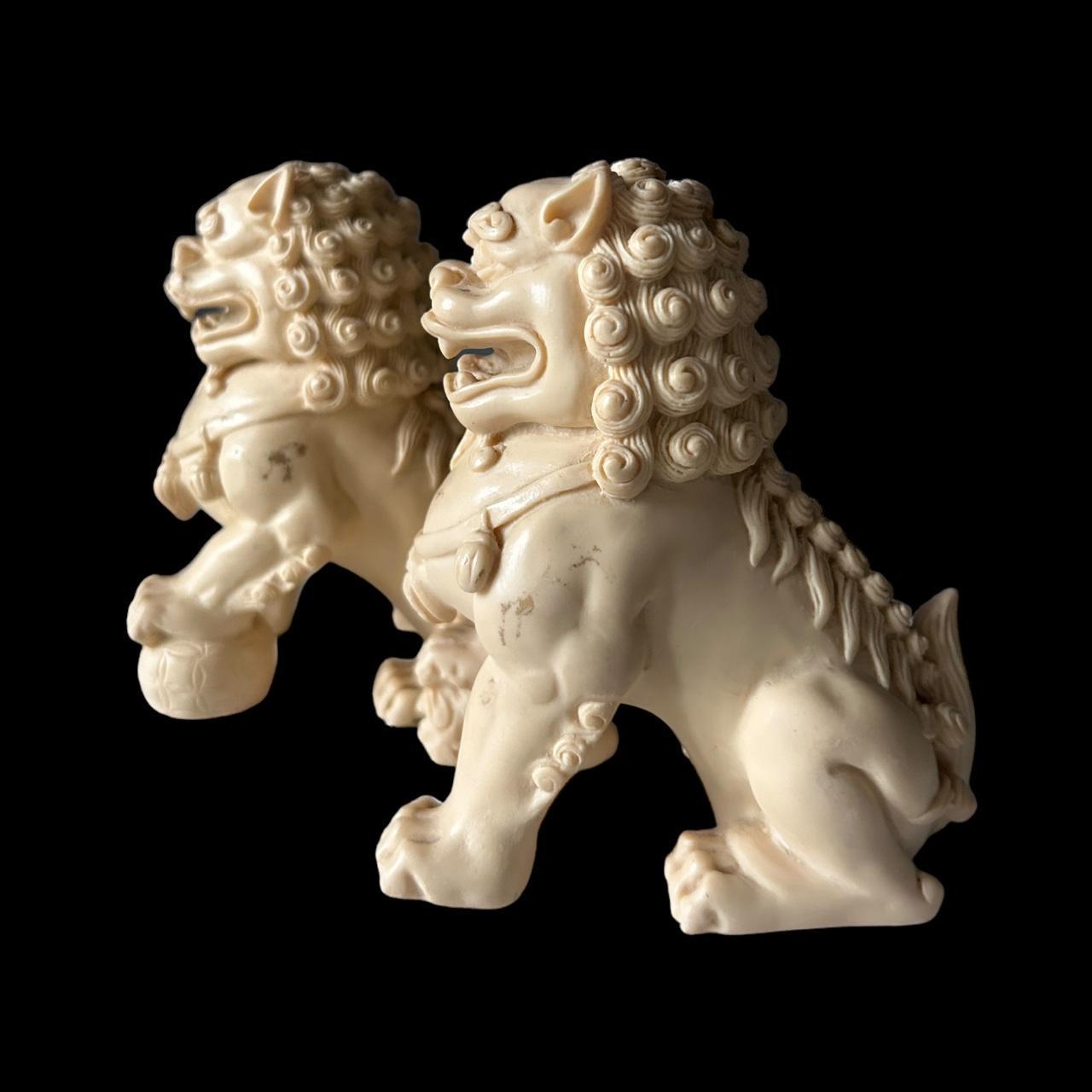 Vintage 1960s Foo Dog Statues