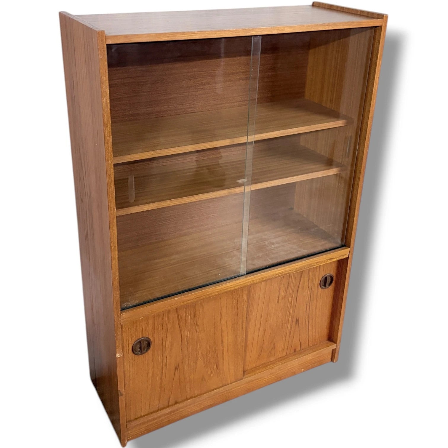 Danish Sliding Glass Bookcase | Mid Century Teak Veneer Cabinet With Adjustable Shelving — view 5