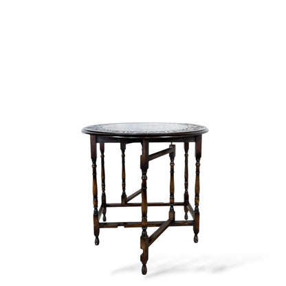 Arts & Crafts Oak Drop-Leaf Table – Hand-Carved Detailing, Early 20th Century