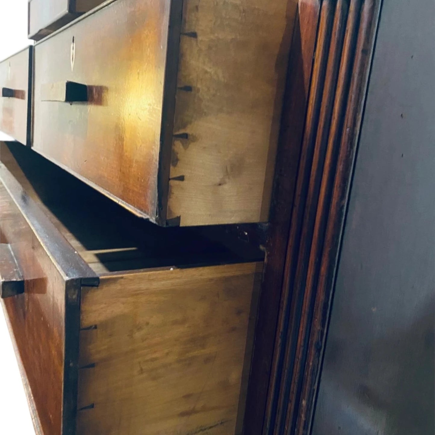 Antique Mahogany Chest – 19th Century Vintage Chest Drawers with Secret Compartment