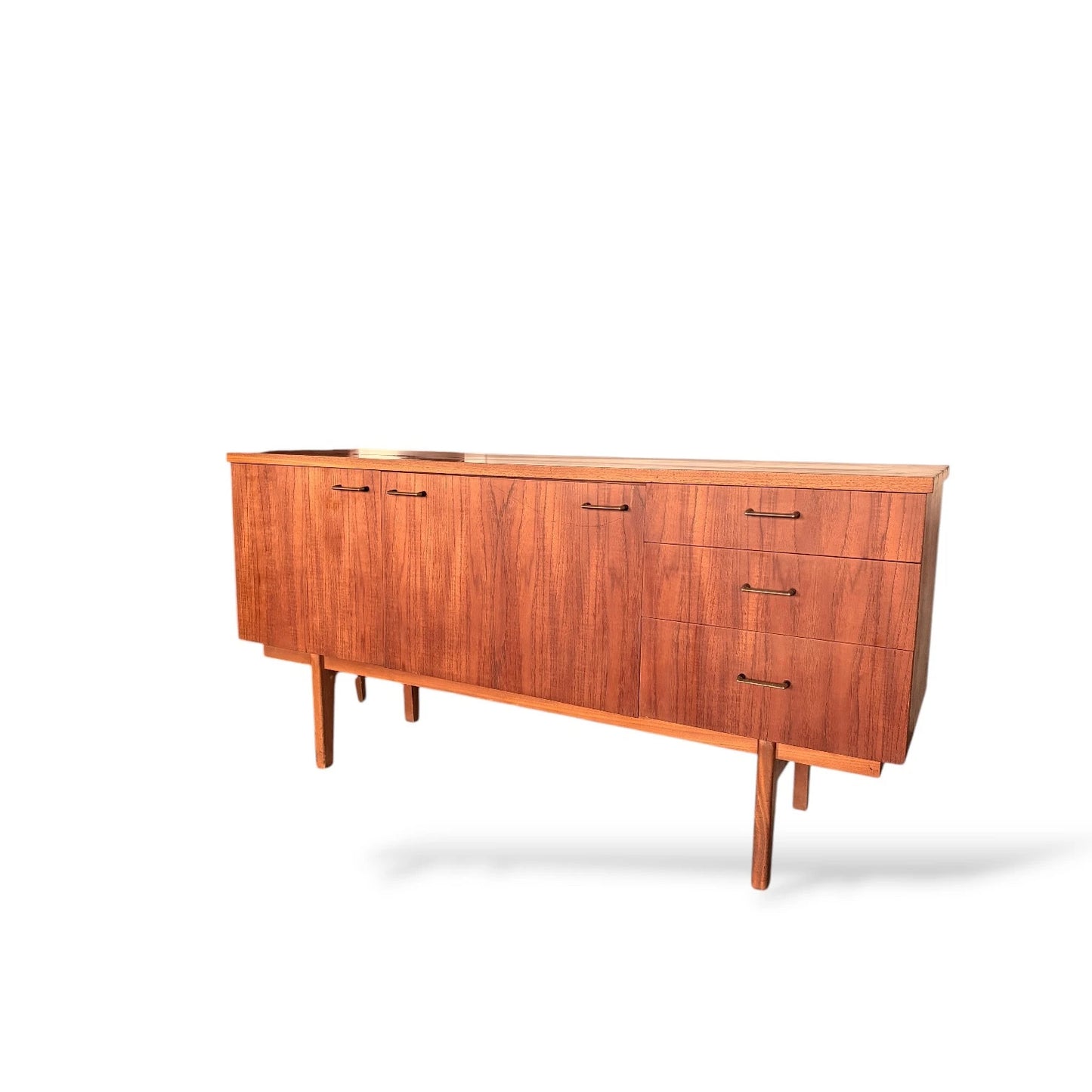 Mid-Century Teak Sideboard – Compact 1960s Vintage Credenza