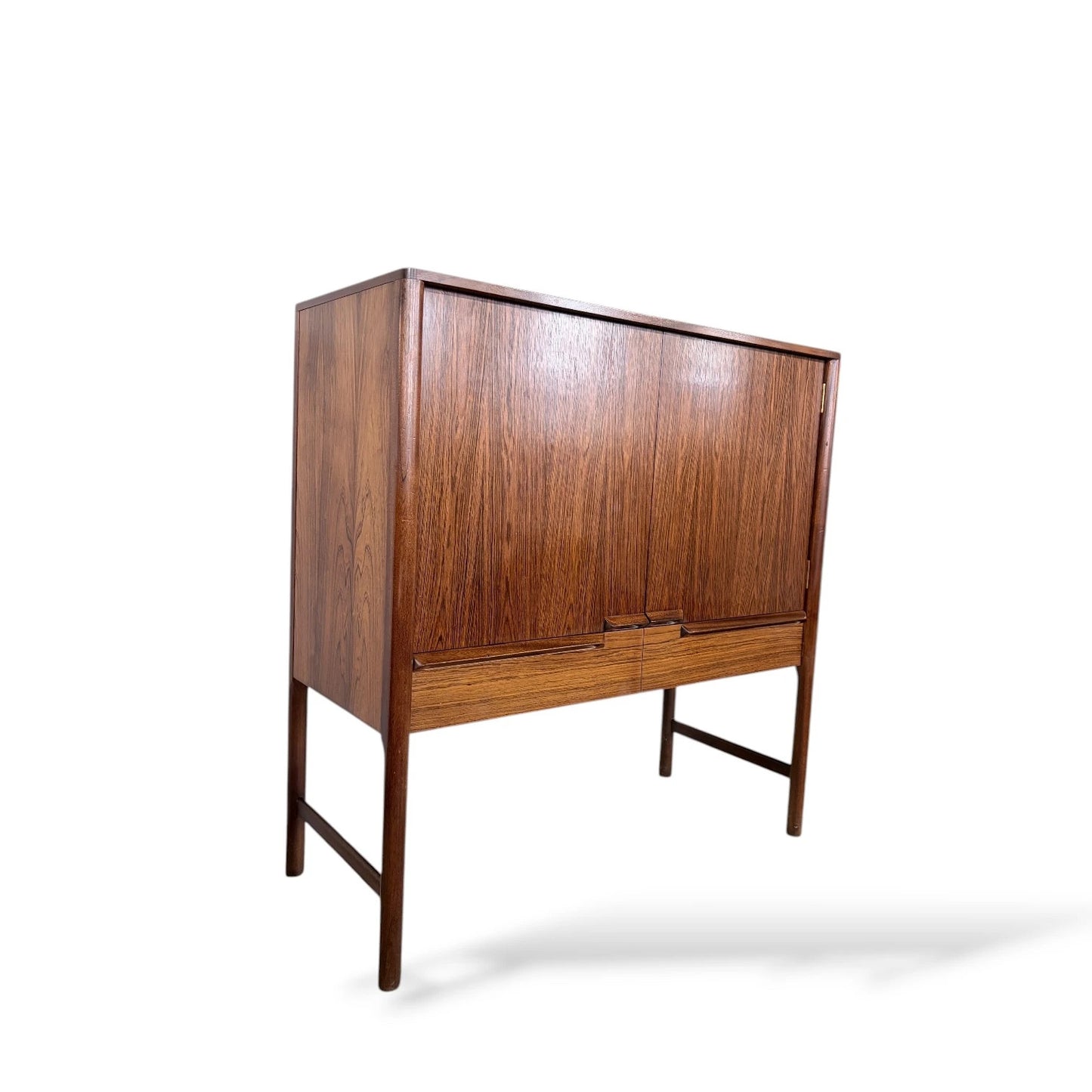 McIntosh Rosewood Drinks Cabinet – Mid-Century Modern Bar Cabinet