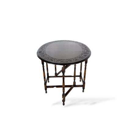 Arts & Crafts Oak Drop-Leaf Table – Hand-Carved Detailing, Early 20th Century