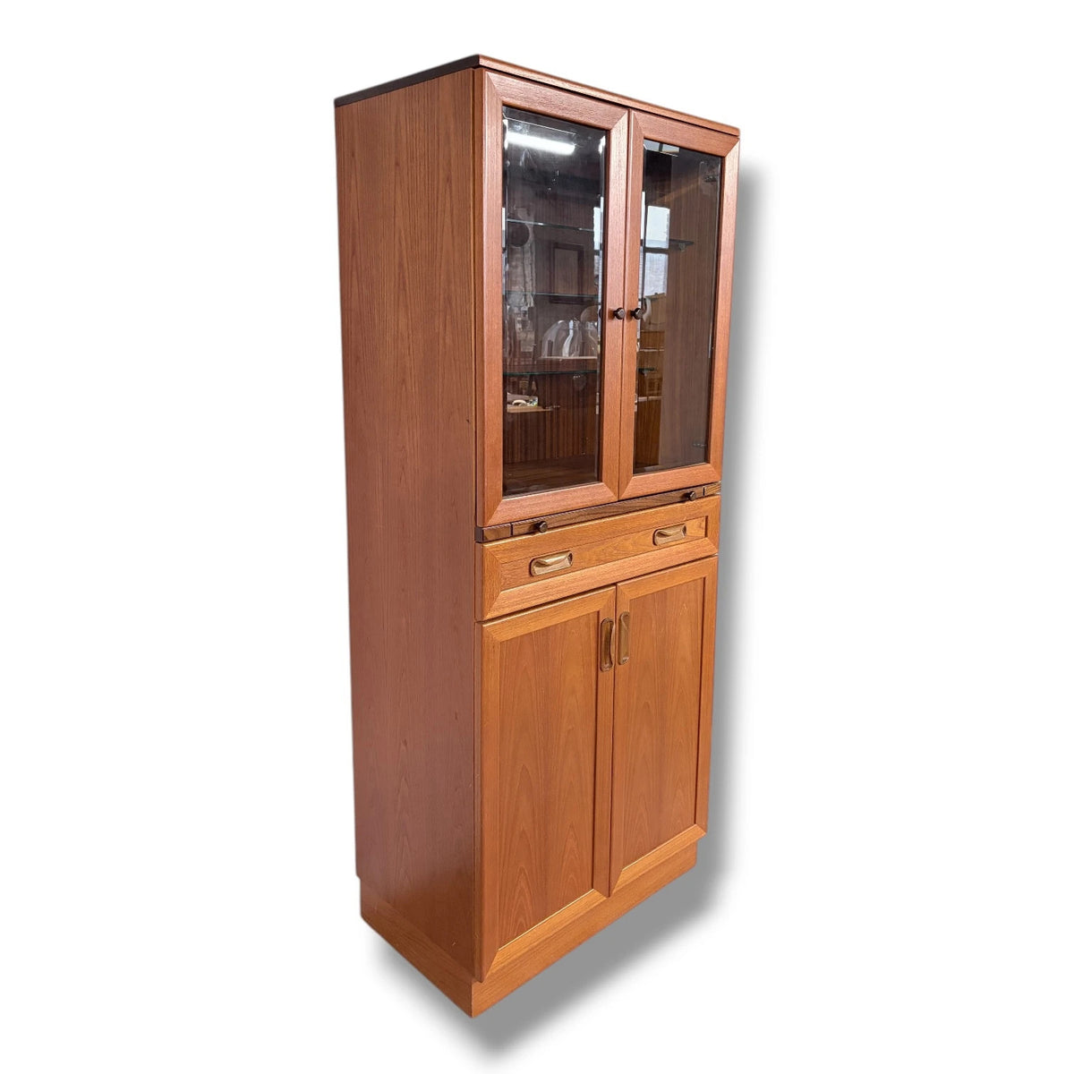Mid Century Drinks Cabinet – G Plan Teak Display Cabinet With Adjustable Glass Shelves