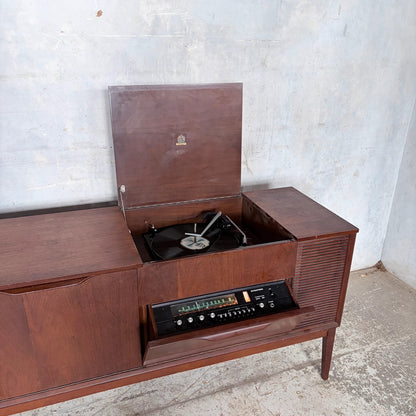 Mid Century Dynatron Transpower SRX26 Walnut Radiogram Record Player & Stereo Console