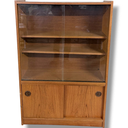 Danish Sliding Glass Bookcase | Mid Century Teak Veneer Cabinet With Adjustable Shelving — view 7