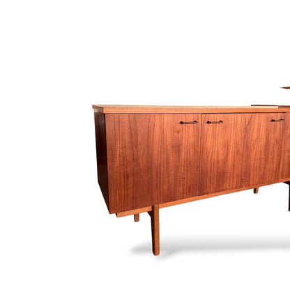 Mid-Century Teak Sideboard – Compact 1960s Vintage Credenza