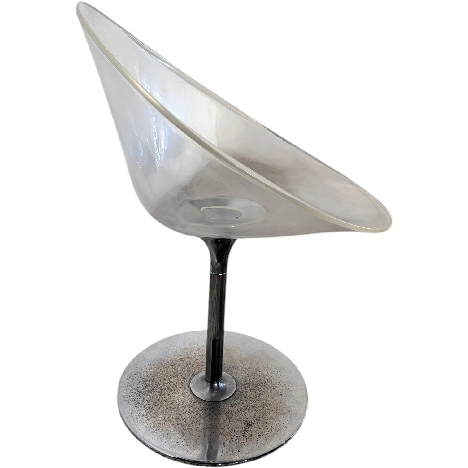 Kartell Ghost Egg Chair – Vintage Italian Acrylic Swivel Armchair With Chrome Base — view 8