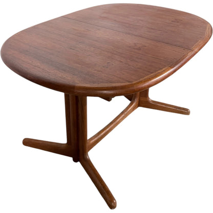 Mid Century Dining Table – Danish Teak Oval Extending Table with Double Leaves — view 9