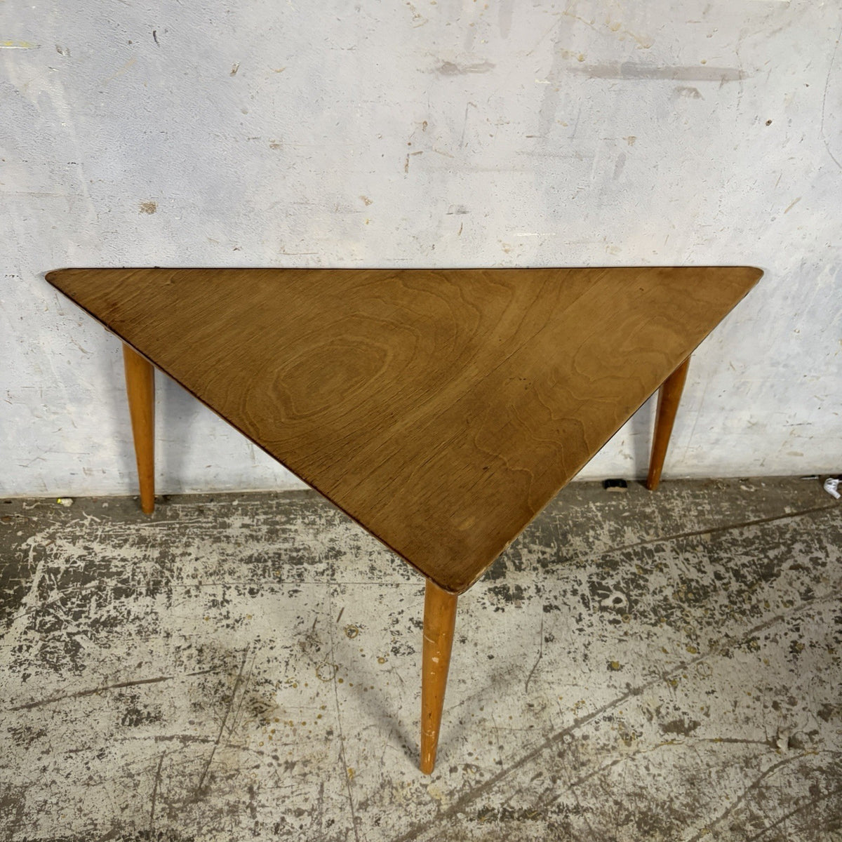 Mid Century Triangular Oak Side Table – original photograph 6