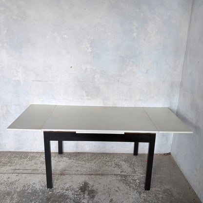 Mid Century White Formica Draw Leaf Extending Dining Table – original photograph 3