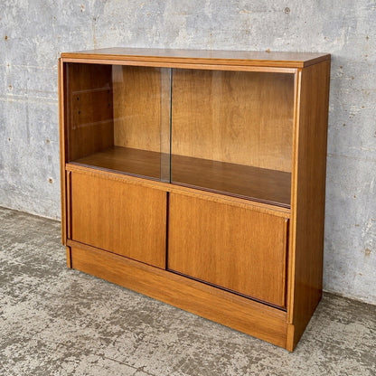 Mid Century G Plan Brandon Blonde Oak Bookcase | E Gomme – original photograph 1