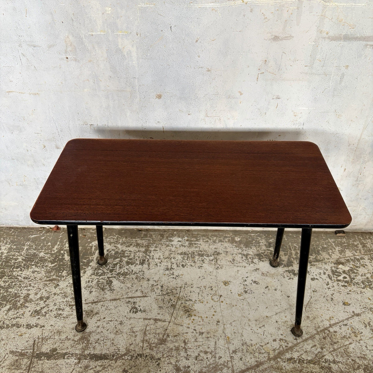 Mid Century Teak-Effect Side Table with Black Sputnik Metal Legs – original photograph 2