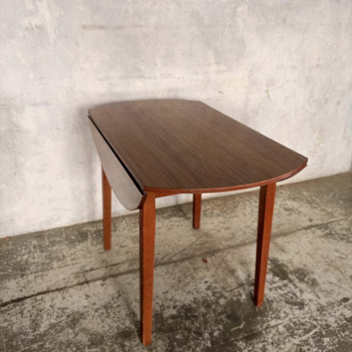 Mid Century Walnut-Effect Round Drop-Leaf Dining Table – 100 cm – view 4