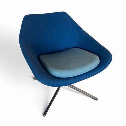 Space Age Style Blue Swivel Lounge Chair – original photograph 1